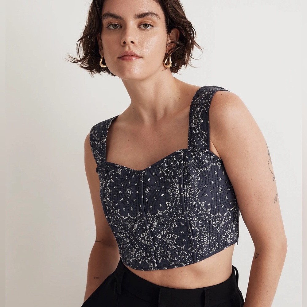 Women's Navy Patterned Crop Top